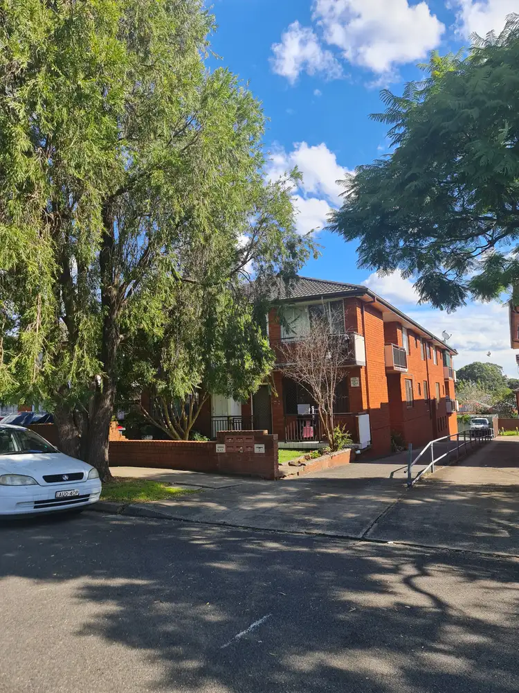 20 Shadforth Street