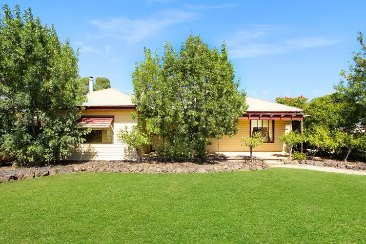 52 Williams Road, Horsham VIC 3400