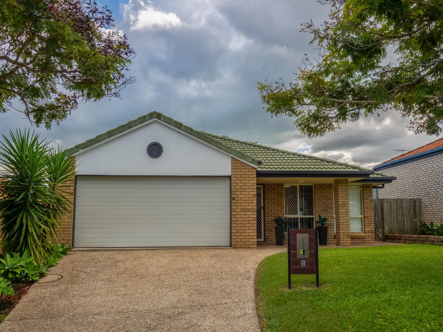 Main view of Homely house listing, 5 Macadam Court, Kallangur QLD 4503