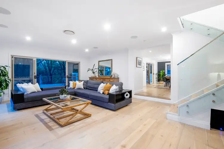 5 Tea Gardens Place, Robina QLD 4226