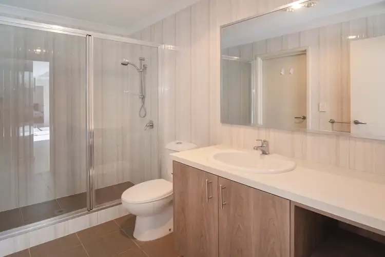 Sixth view of Homely villa listing, 32/33 Spinnaker Boulevard, Geographe WA 6280