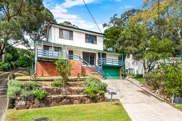 27 Moola Avenue