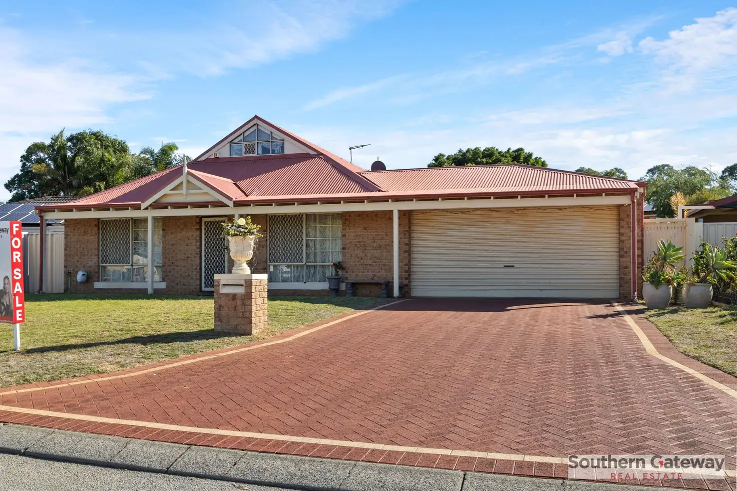 Main view of Homely house listing, 6 Graydon Grove, Leda WA 6170