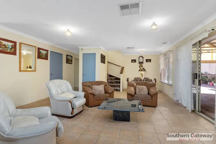 Sixth view of Homely house listing, 6 Graydon Grove, Leda WA 6170