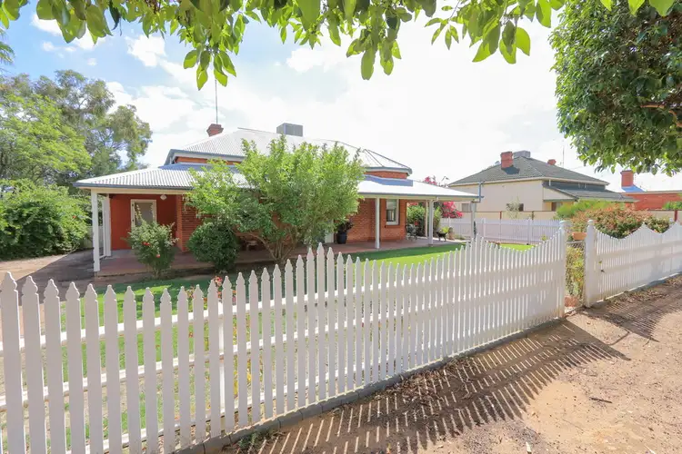 48 Chidlow St, Northam WA 6401