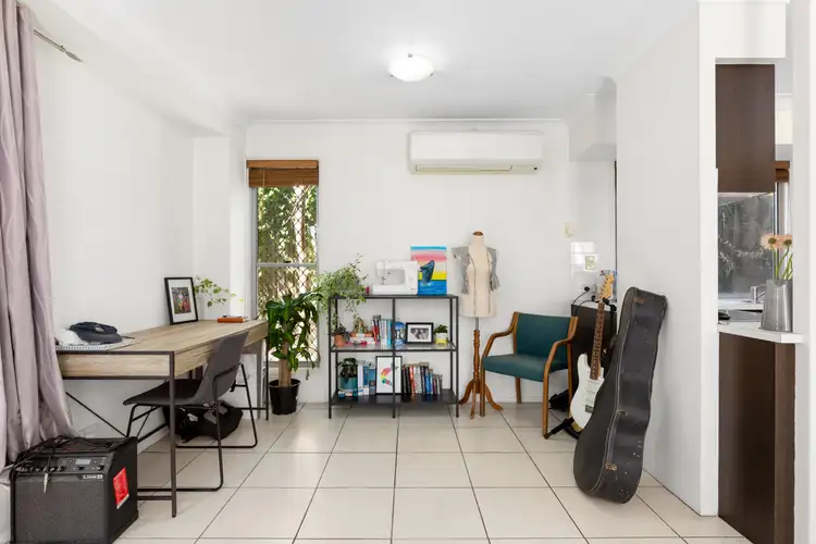 Sixth view of Homely townhouse listing, 4/9 Tamworth Street, Annerley QLD 4103