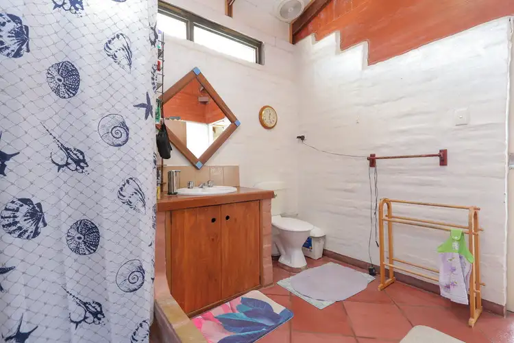 Sixth view of Homely house listing, 8 Vanzetti St, MULUCKINE VIA, Northam WA 6401