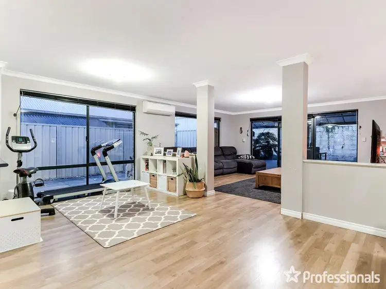 Sixth view of Homely house listing, 105 Arpenteur Drive, Baldivis WA 6171