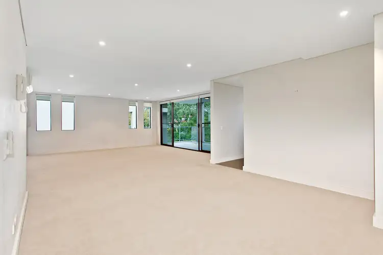 Third view of Homely apartment listing, 25/1-3 Munderah Street, Wahroonga NSW 2076