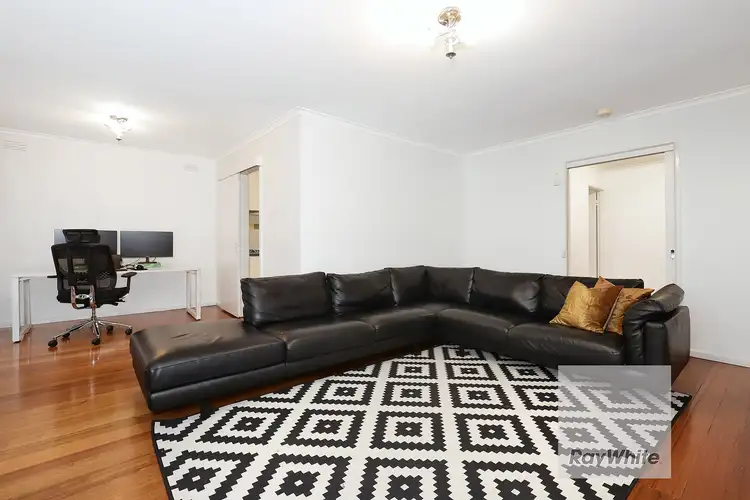 Fifth view of Homely house listing, 10 Braemar Close, Gladstone Park VIC 3043
