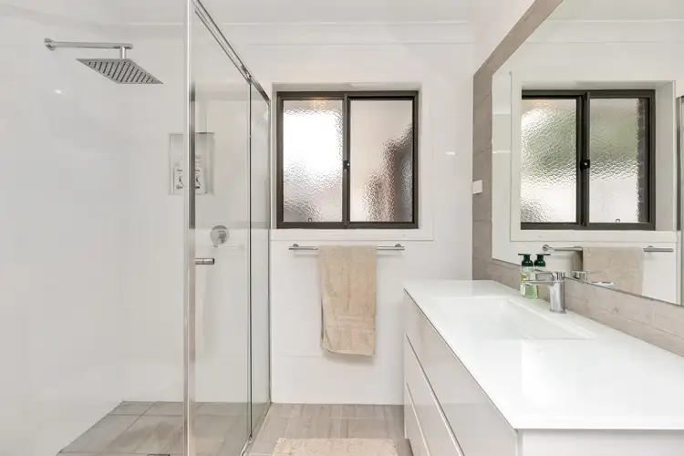 Seventh view of Homely townhouse listing, 2/4 John Potts Drive, Junee NSW 2663