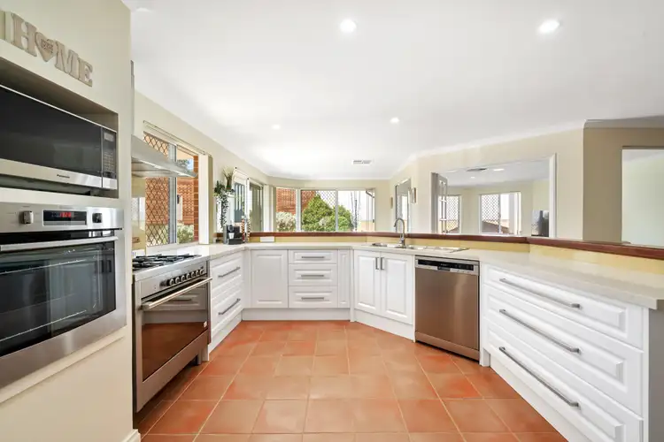 Fifth view of Homely house listing, 2 Hare Court, Willagee WA 6156