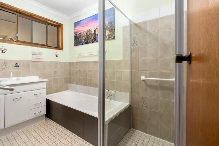 Seventh view of Homely house listing, 5 Waratah Court, Renmark SA 5341