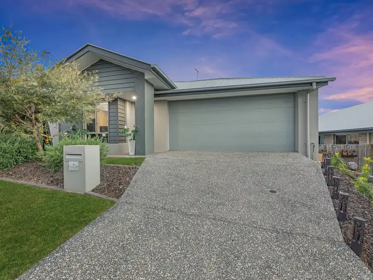9 Eccles Street, South Ripley QLD 4306