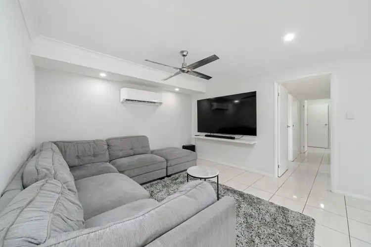 Sixth view of Homely house listing, 17 Duyvestyn Terrace, Murrumba Downs QLD 4503
