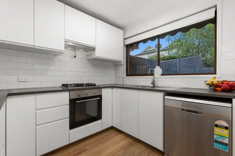Fifth view of Homely unit listing, 15/1A Jean Street, Cheltenham VIC 3192