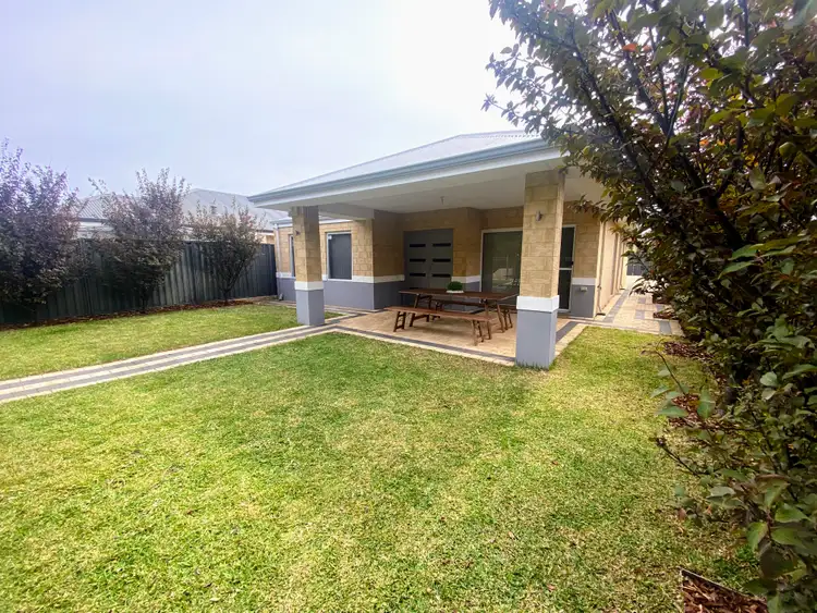 7 Cornwall Lane, Baldivis WA 6171