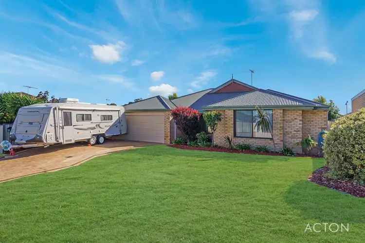 3 Moonbrook Way, Meadow Springs WA 6210