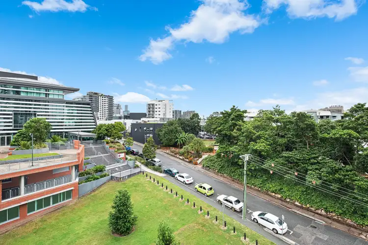 602/8 Hurworth Street, Bowen Hills QLD 4006