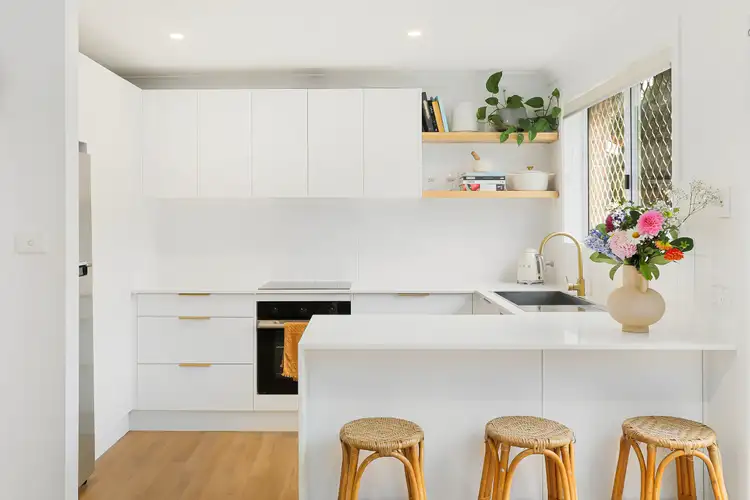 2/24 Wells Street, East Gosford NSW 2250
