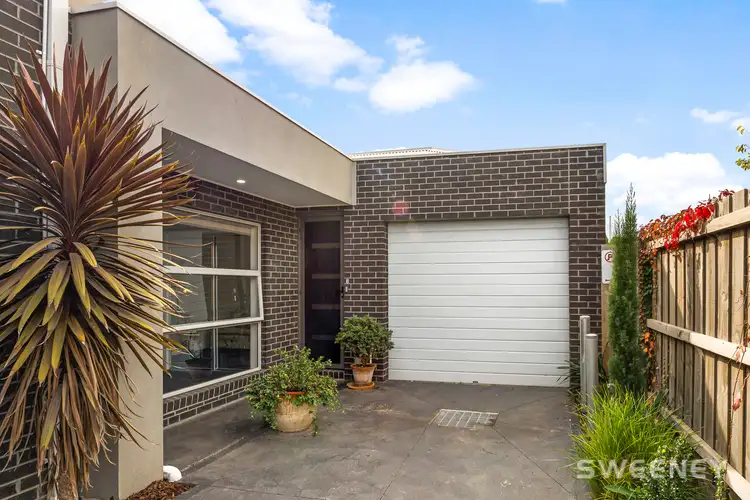 3/4 Marigold Avenue, Altona North VIC 3025