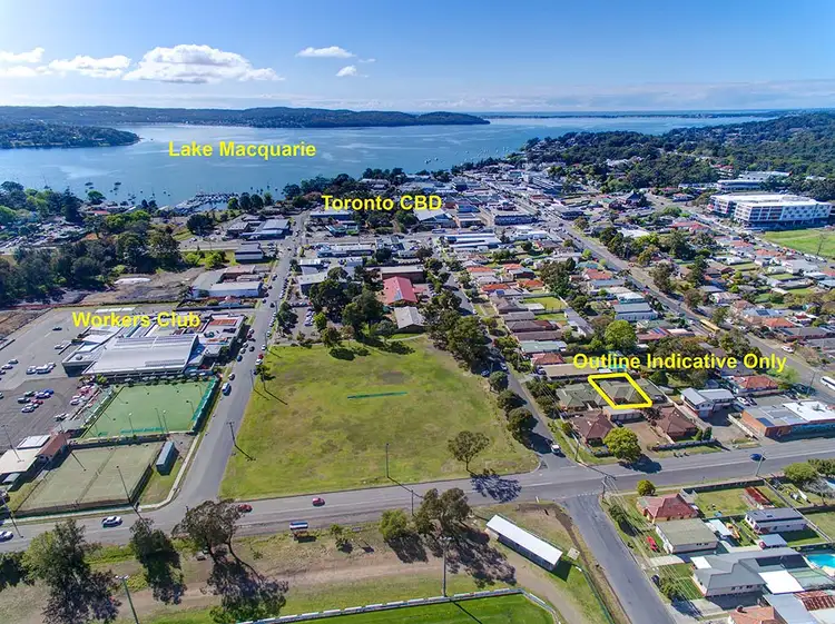 Second view of Homely unit listing, 3/36 Thorne St, Toronto NSW 2283