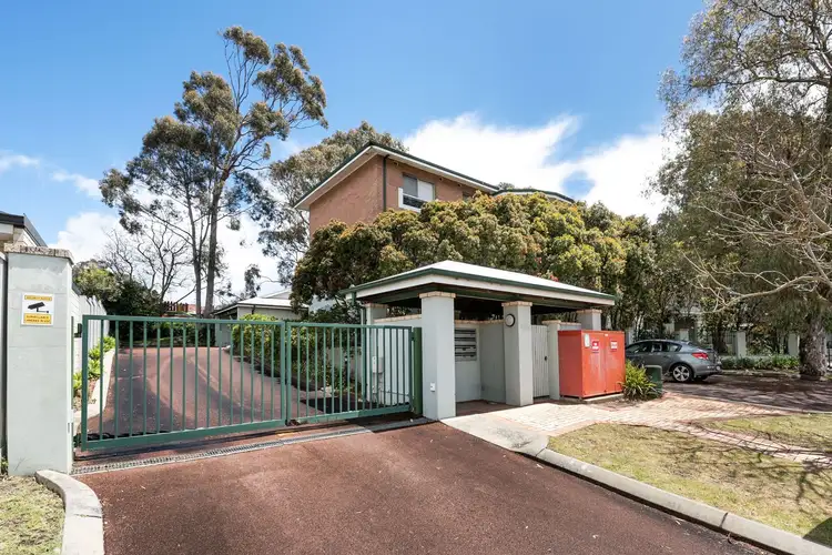 12/21 Montague Way, Coolbellup WA 6163