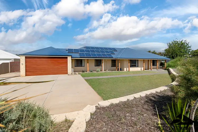 11 Macranda Place, Woorree WA 6530