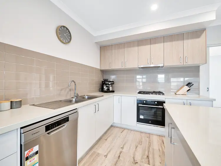 Fifth view of Homely townhouse listing, 7 Nirvana Way, Clyde VIC 3978