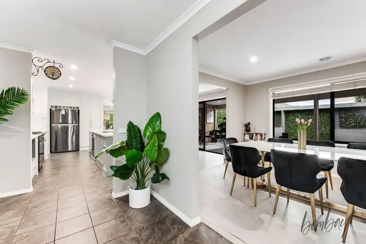 Fifth view of Homely house listing, 10 Valhalla Place, Craigieburn VIC 3064