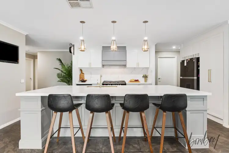 Sixth view of Homely house listing, 10 Valhalla Place, Craigieburn VIC 3064