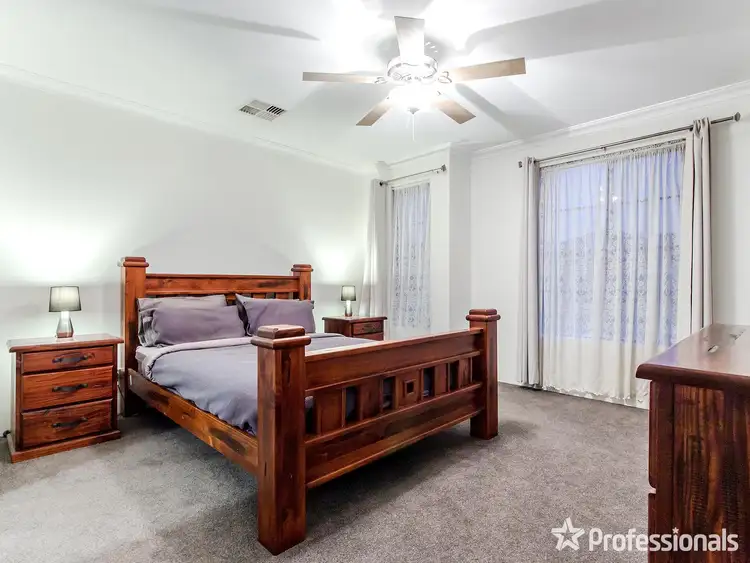 Fifth view of Homely house listing, 1 Whyalla Circle, Port Kennedy WA 6172