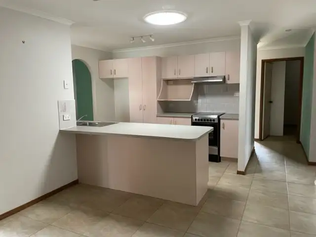 Third view of Homely house listing, 39 Michelle Drive, Point Vernon QLD 4655