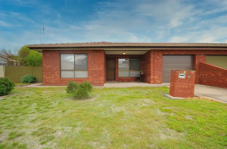 2/7 Colin Street, Horsham VIC 3400
