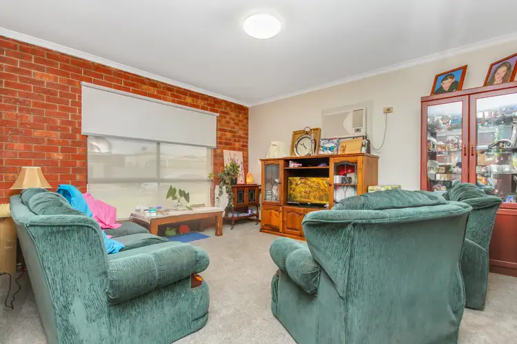 Second view of Homely unit listing, 2/7 Colin Street, Horsham VIC 3400
