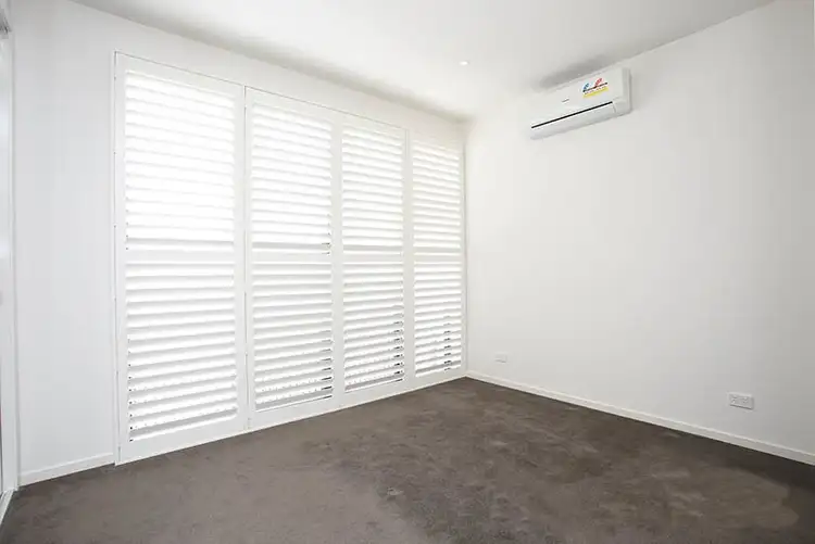 Third view of Homely house listing, 33 Mulberry Avenue, Cheltenham VIC 3192