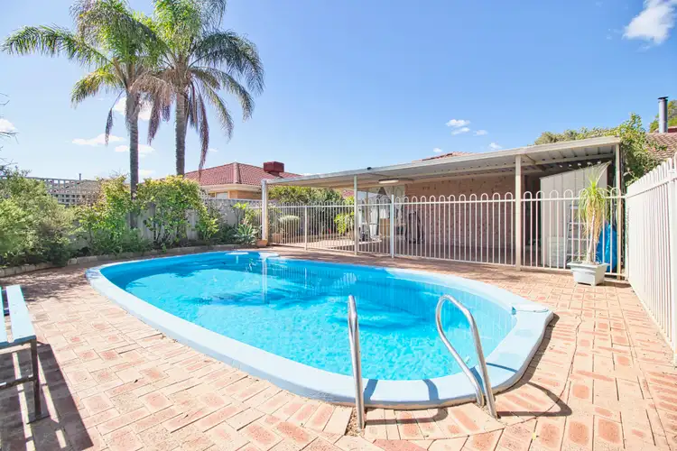 30 Cuthbertson Drive, Cooloongup WA 6168