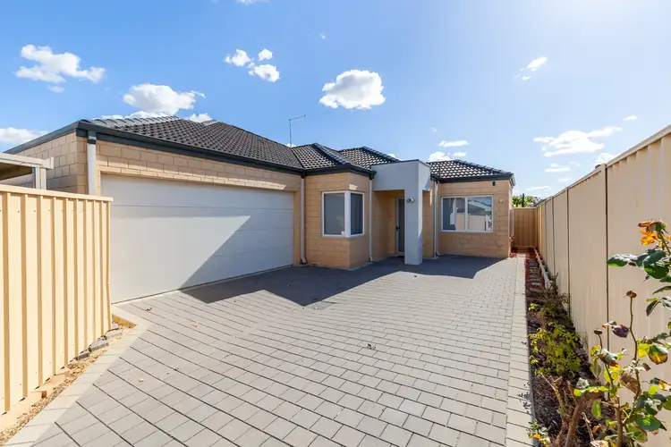 7b Waterway Cove, Seville Grove WA 6112