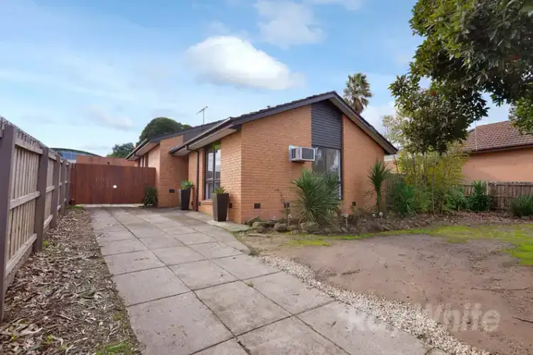 Main view of Homely house listing, 9 Mossvale Close, Endeavour Hills VIC 3802