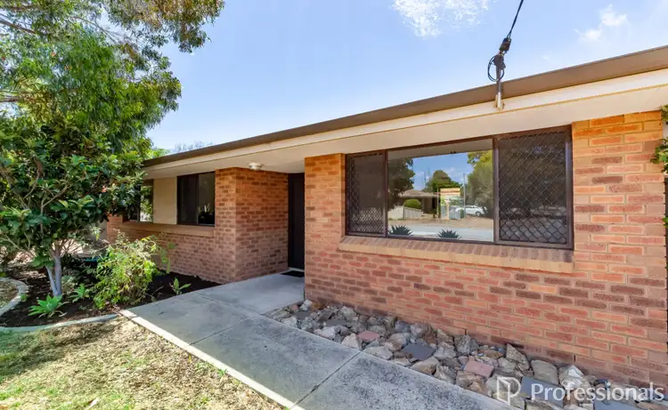 23 Cambell Road, Armadale WA 6112