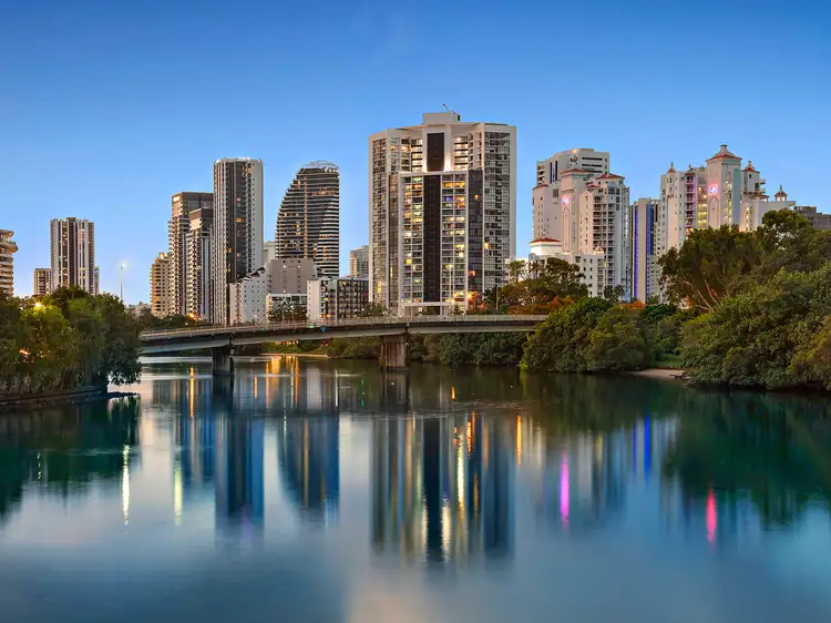 6/27-29 Surfers Avenue, Mermaid Waters QLD 4218