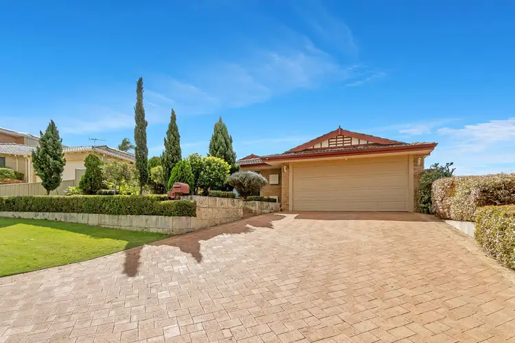 10 Beckley Circle, Leeming WA 6149