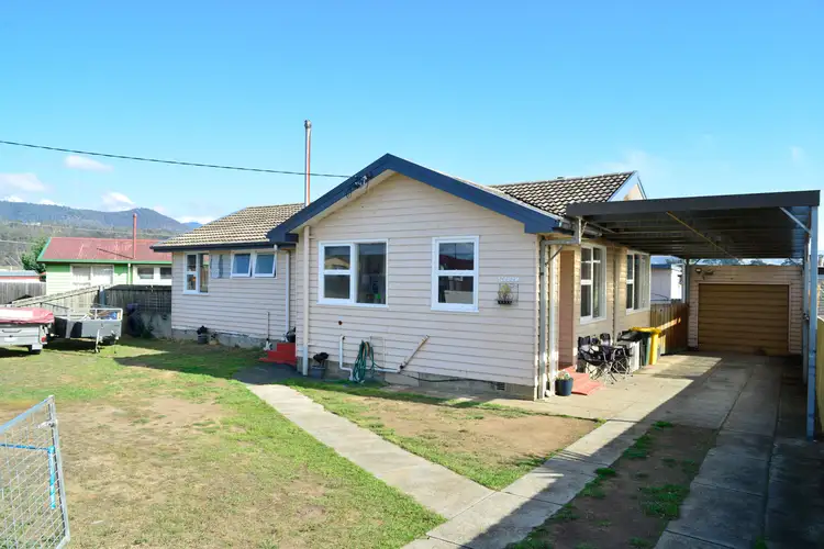 7 Phillips Avenue, New Norfolk TAS 7140