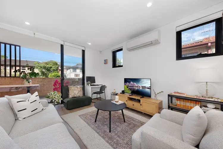 Main view of Homely unit listing, 6/18 New Orleans Crescent, Maroubra NSW 2035