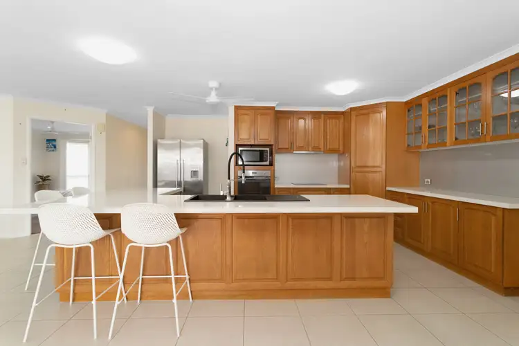 Fifth view of Homely house listing, 8 Chelsea Crescent, Glenella QLD 4740
