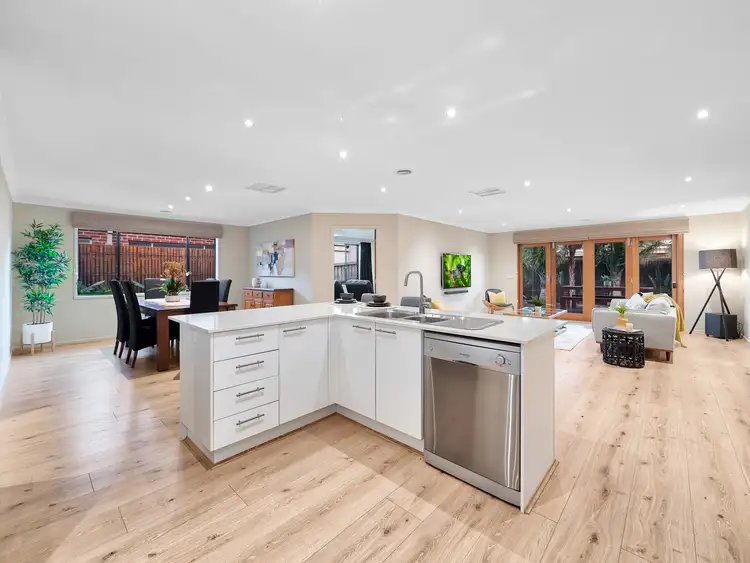 Fifth view of Homely house listing, 27 Windmill Circuit, Lyndhurst VIC 3975