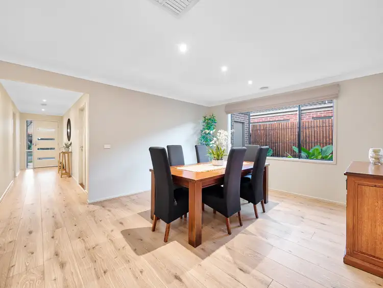 Sixth view of Homely house listing, 27 Windmill Circuit, Lyndhurst VIC 3975