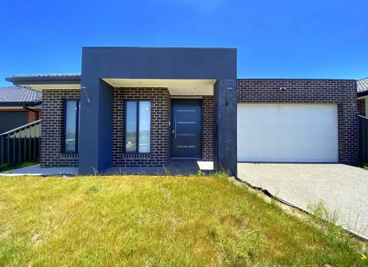 Main view of Homely house listing, 8 Manorwood Crescent, Wollert VIC 3750
