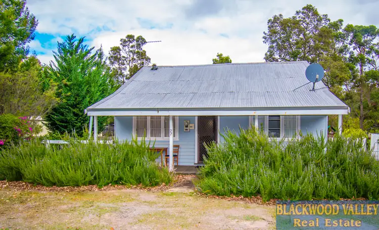 21 Throssell Street, North Greenbushes WA 6254