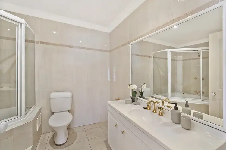 Fifth view of Homely unit listing, 24/2 Adcock Avenue, West Gosford NSW 2250
